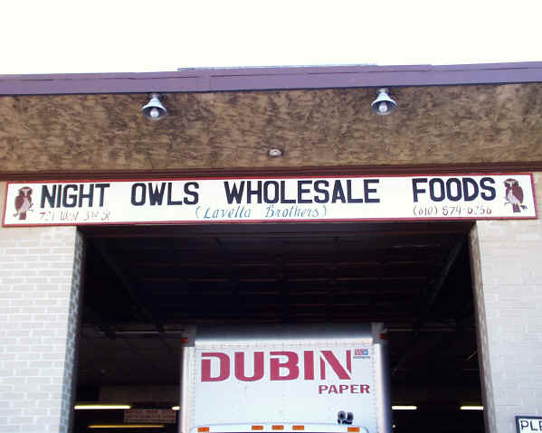 business_wholesale_grocery_nightowl_3.JPG (725162 bytes)