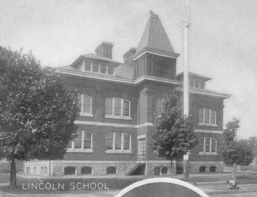 Lincoln School from Souvenir History of Chester, Courtesy of Terry Redden Peters