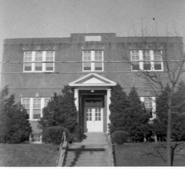 Parkside Elementary School; Photo courtesy of Ralph L. Hall